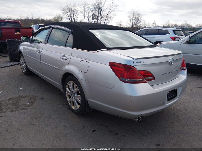 2010 Toyota Avalon Xls