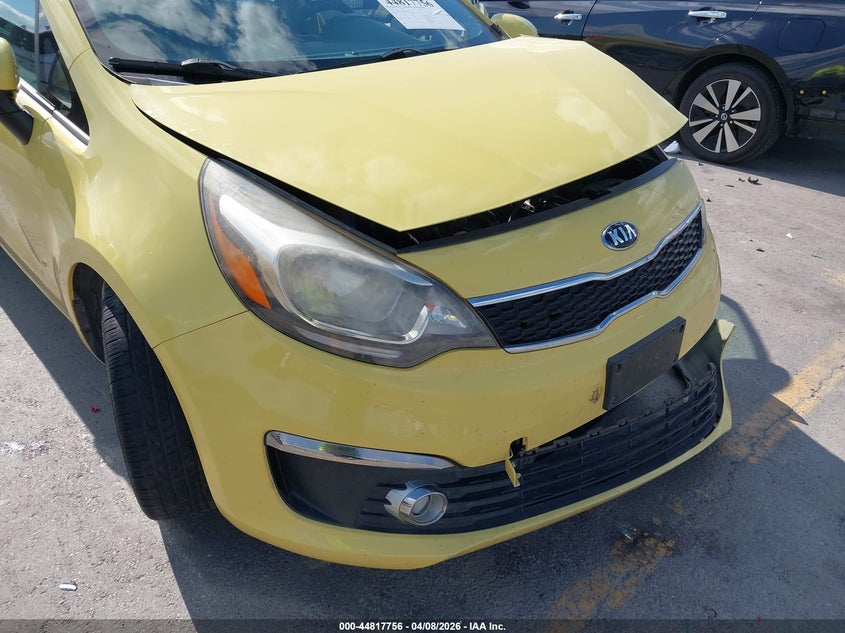 2016 Kia Rio 1.6 Sx yellow Lot 111044817756 Vin KNADN4A30G6668694