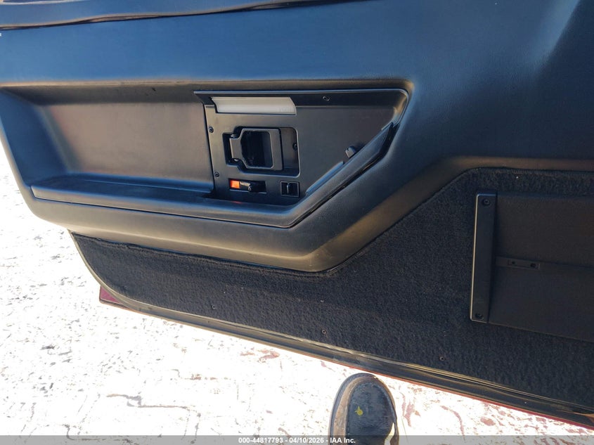 1989 Chevrolet Corvette VIN: 1G1YY2186K5102395 Lot: 44817793