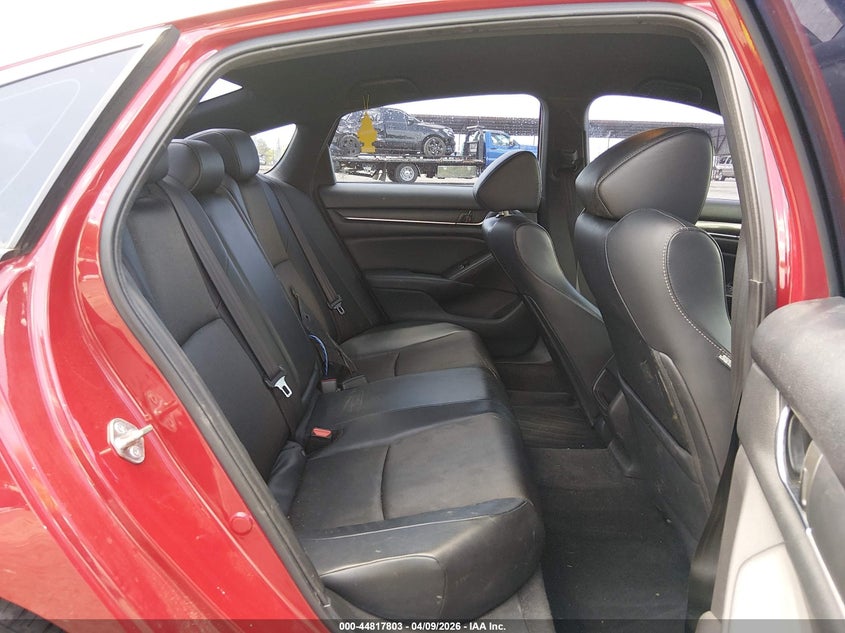 2018 HONDA ACCORD auction photo 8