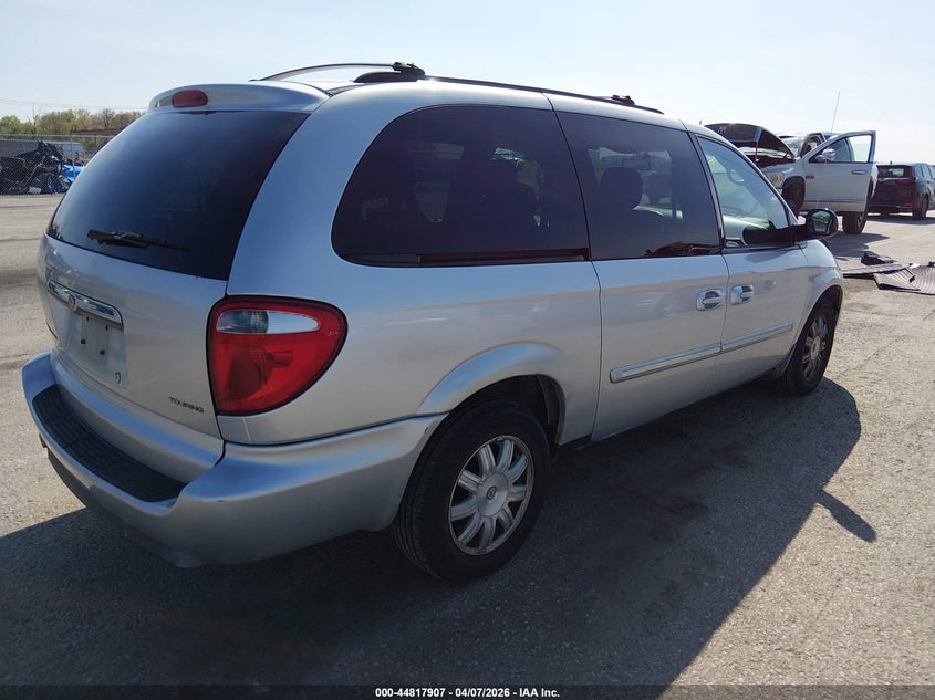 2006 Chrysler Town & Country Touring