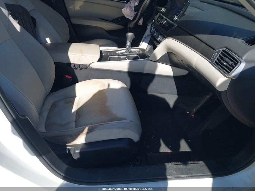 VIN 1HGCV1F16MA062427 2021 HONDA ACCORD LX