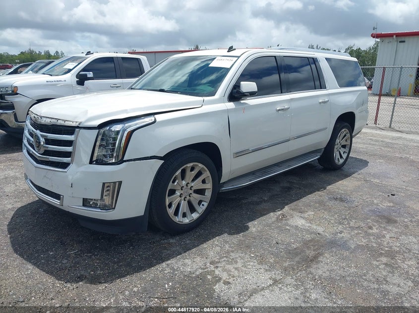 2015 CADILLAC ESCALADE ESV auction photo 2