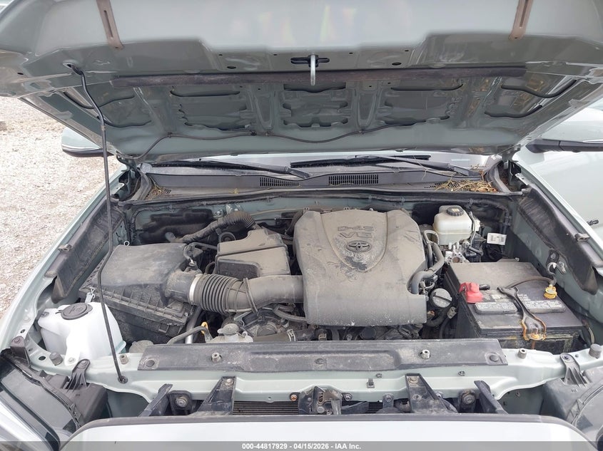 2022 Toyota Tacoma 4Wd Trd Off Road VIN: 3TMCZ5AN1NM494433 Lot: 44817929