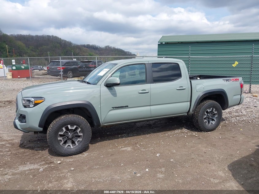 2022 Toyota Tacoma 4Wd Trd Off Road VIN: 3TMCZ5AN1NM494433 Lot: 44817929