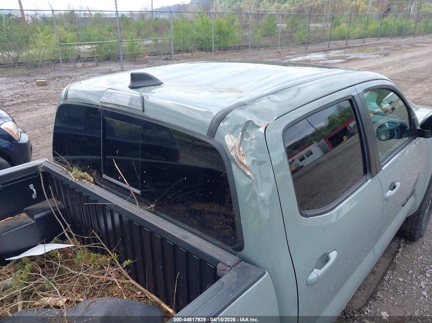 2022 Toyota Tacoma 4Wd Trd Off Road VIN: 3TMCZ5AN1NM494433 Lot: 44817929