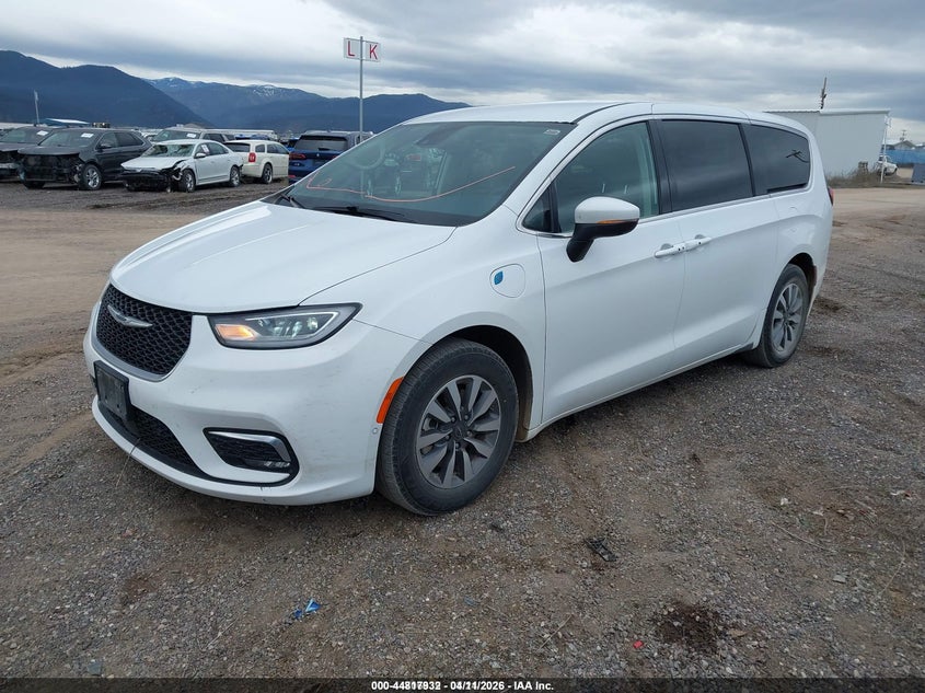 2023 Chrysler Pacifica Hybrid Touring L