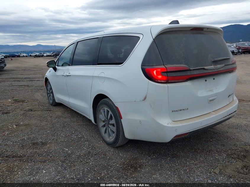 2023 Chrysler Pacifica Hybrid Touring L