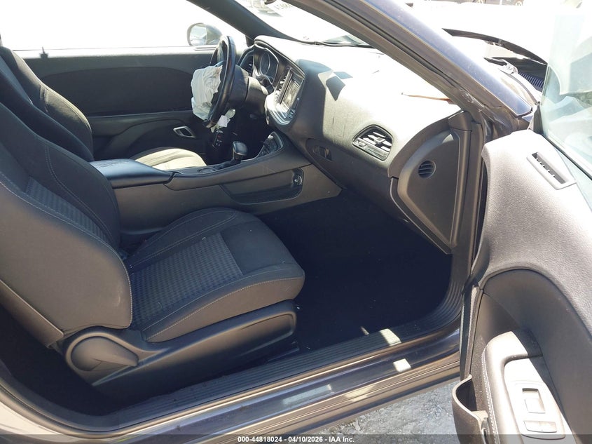 2019 Dodge Challenger Sxt