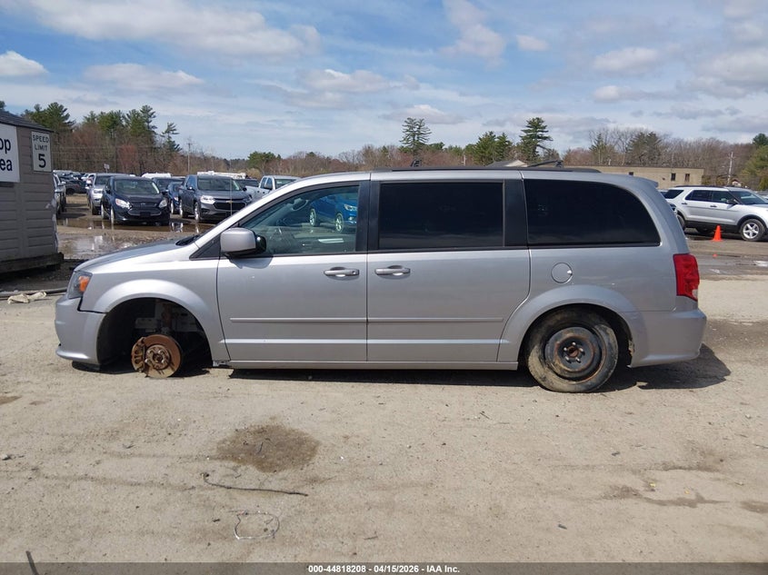 2017 Dodge Grand Caravan Gt VIN: 2C4RDGEG2HR845427 Lot: 44818208