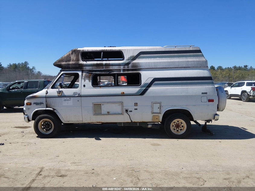 1992 Chevrolet G30 VIN: 2GBGG39K3N4104285 Lot: 44818247