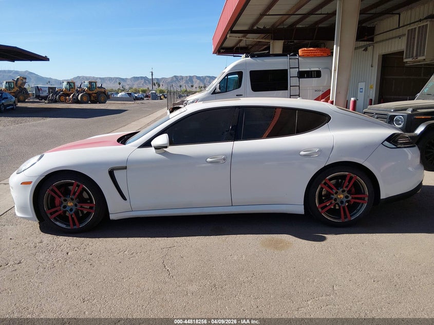 2015 Porsche Panamera 4 VIN: WP0AA2A74FL001197 Lot: 44818256