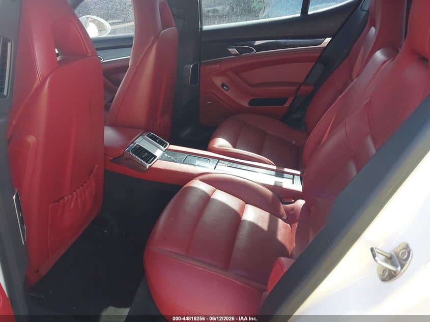 2015 Porsche Panamera 4 VIN: WP0AA2A74FL001197 Lot: 44818256