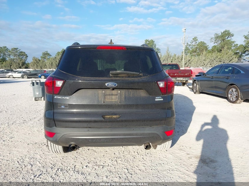VIN 1FMCU0HDXKUB75355 2019 FORD ESCAPE SEL