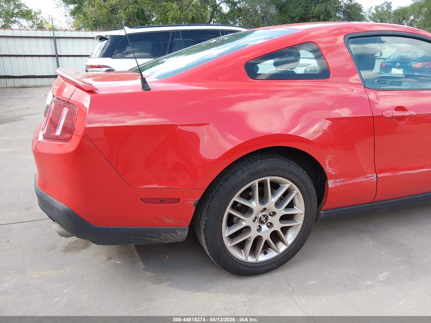 2012 Ford Mustang V6 Premium VIN: 1ZVBP8AM8C5271350 Lot: 44818374