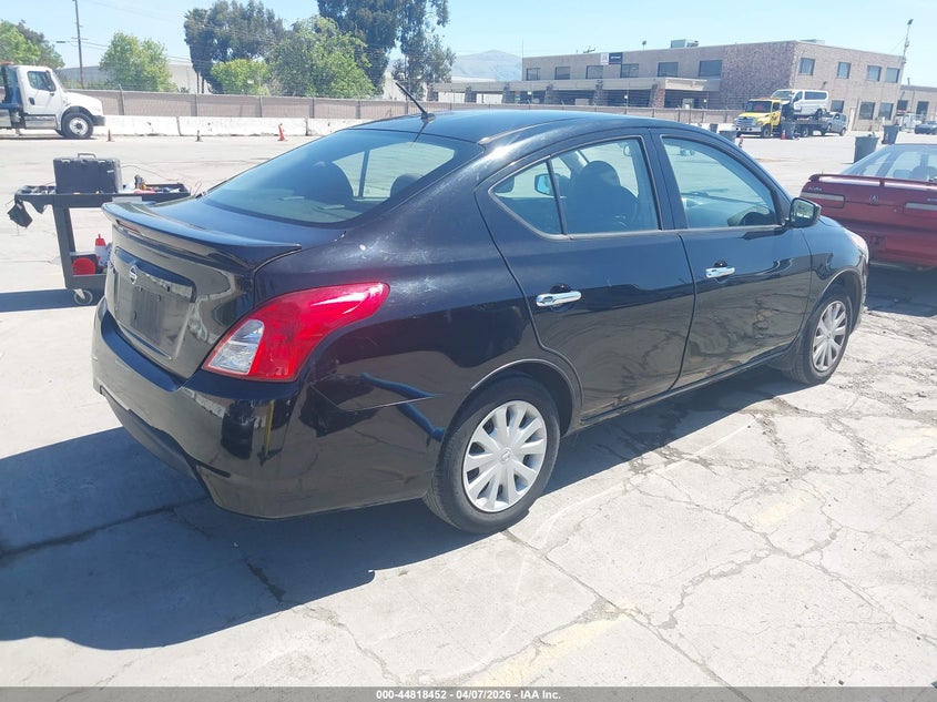 2017 Nissan Versa 1.6 Sv