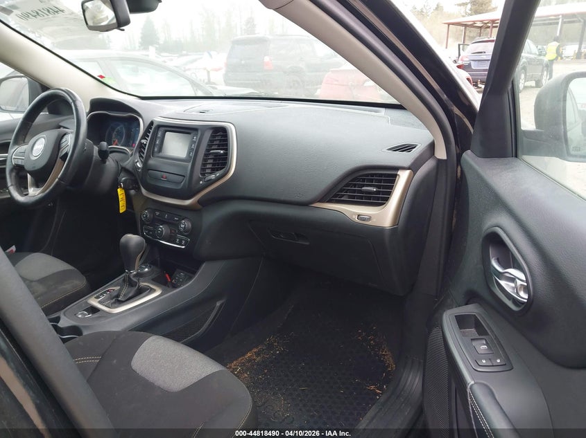 2016 Jeep Cherokee Sport