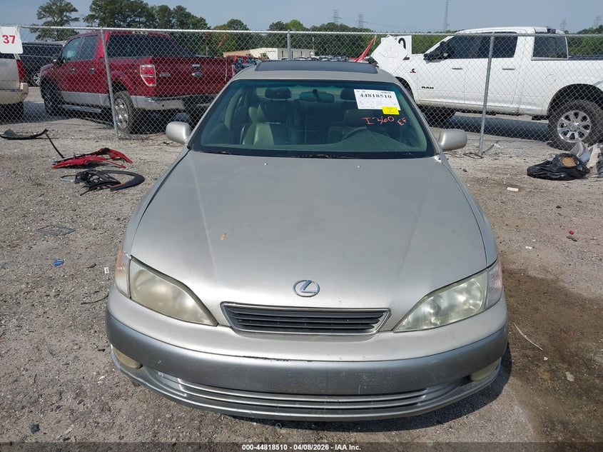 1998 Lexus Es 300 VIN: JT8BF28G6W5014242 Lot: 44818510