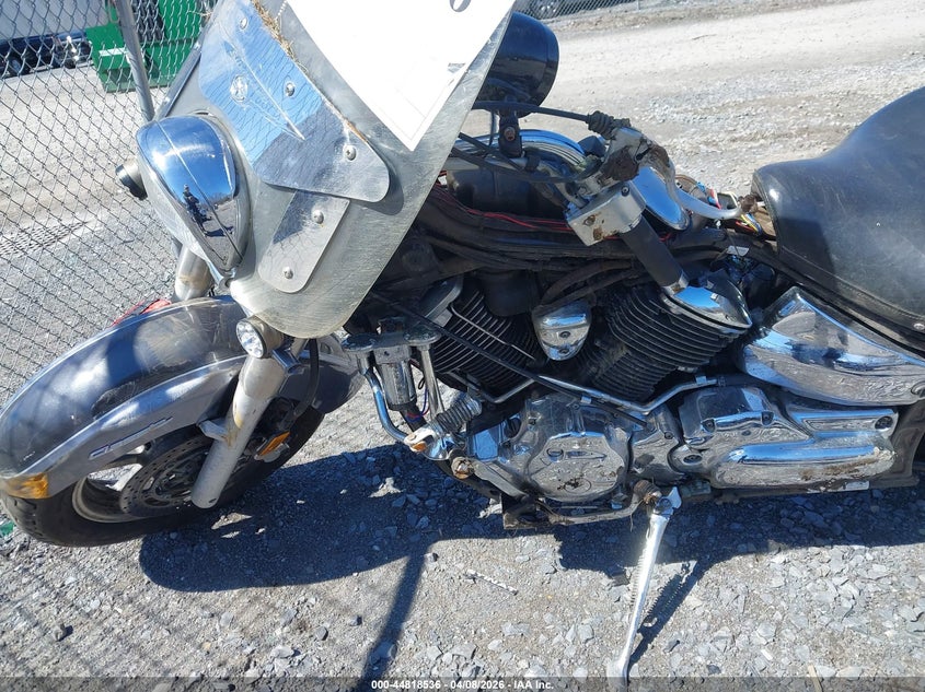 2004 Yamaha Xvs1100 A VIN: JYAVP11E84A056233 Lot: 44818536