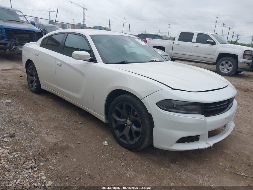 2016 DODGE CHARGER SE