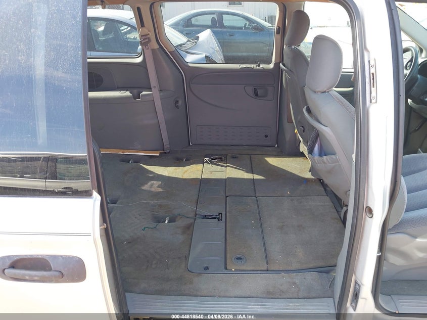 2005 Dodge Grand Caravan Se VIN: 1D4GP24R15B426695 Lot: 44818540