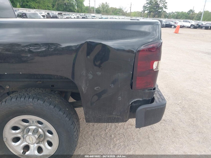 2010 Chevrolet Silverado 1500 Ls VIN: 3GCRKREA3AG192700 Lot: 44818852