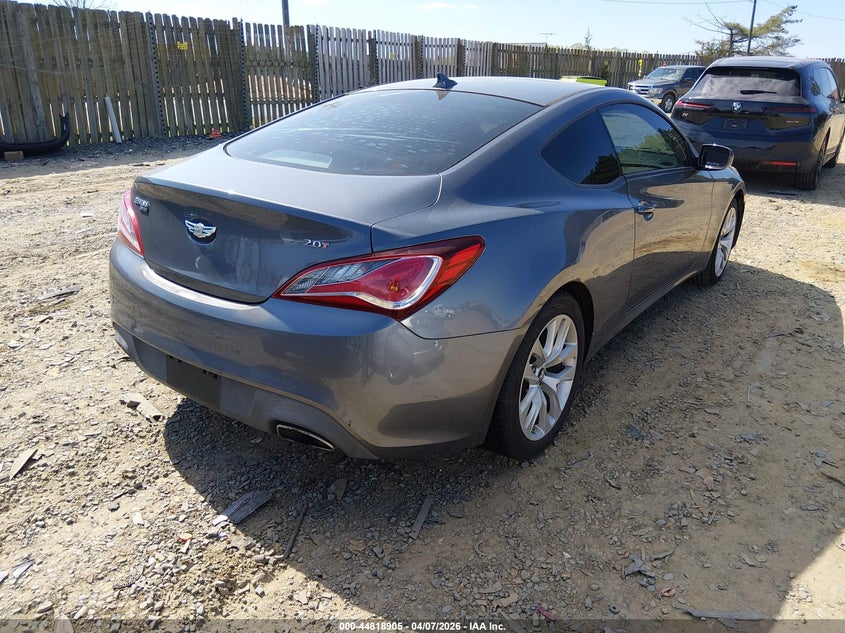 2013 Hyundai Genesis 2.0T Premium