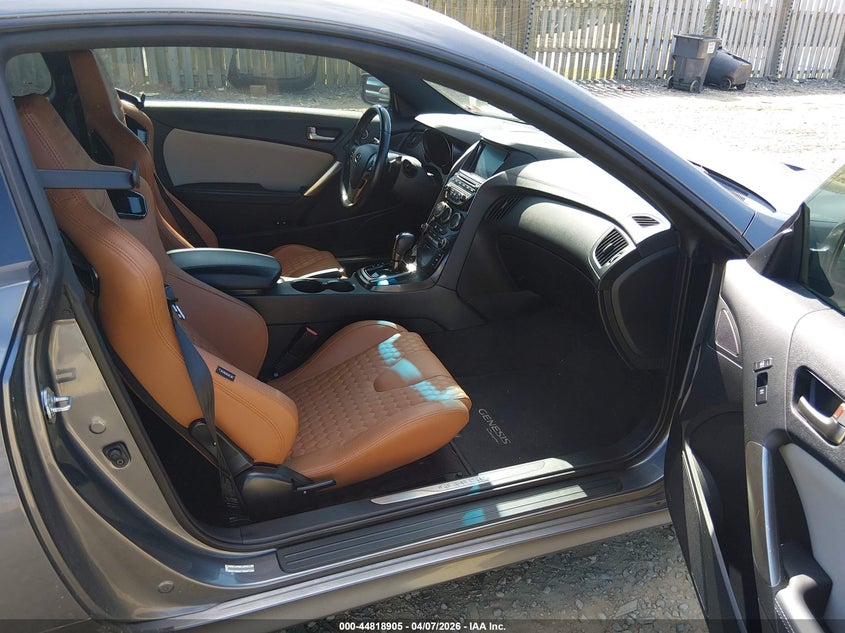 2013 Hyundai Genesis 2.0T Premium