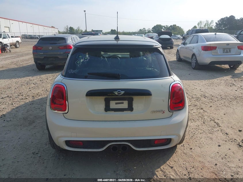 2014 Mini Hardtop Cooper S VIN: WMWXM7C59ET987817 Lot: 44818931