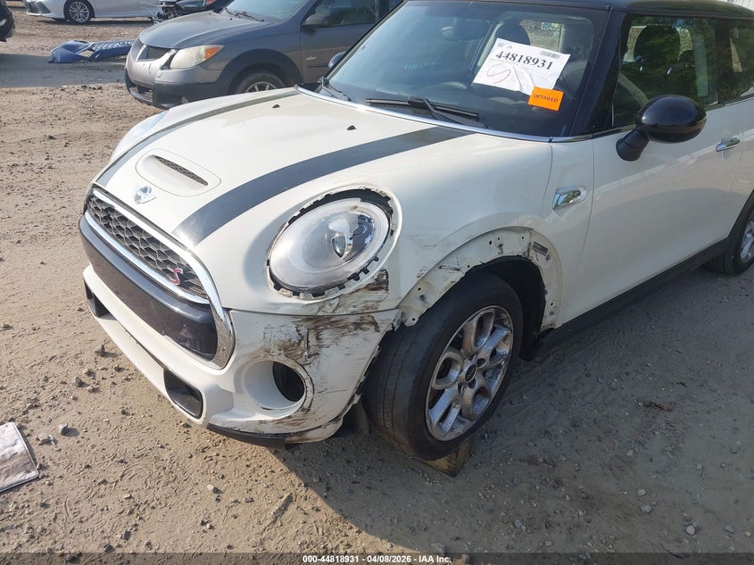 2014 Mini Hardtop Cooper S VIN: WMWXM7C59ET987817 Lot: 44818931