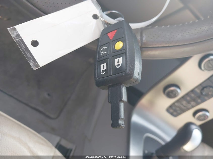 2006 Volvo C70 T5/T5 M VIN: YV1MC682X6J003938 Lot: 44819003