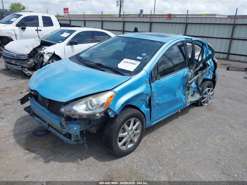 2015 Toyota Prius C Four