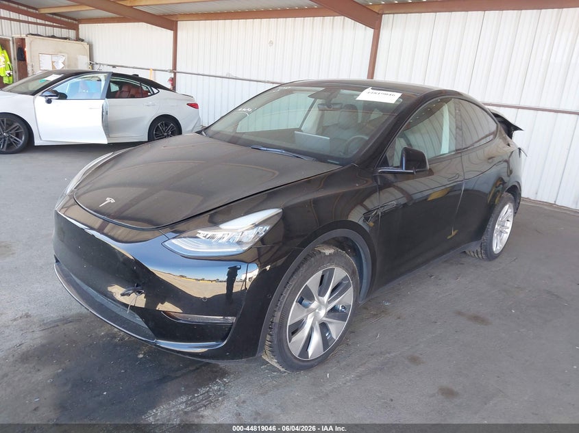 2022 TESLA MODEL Y auction photo 2