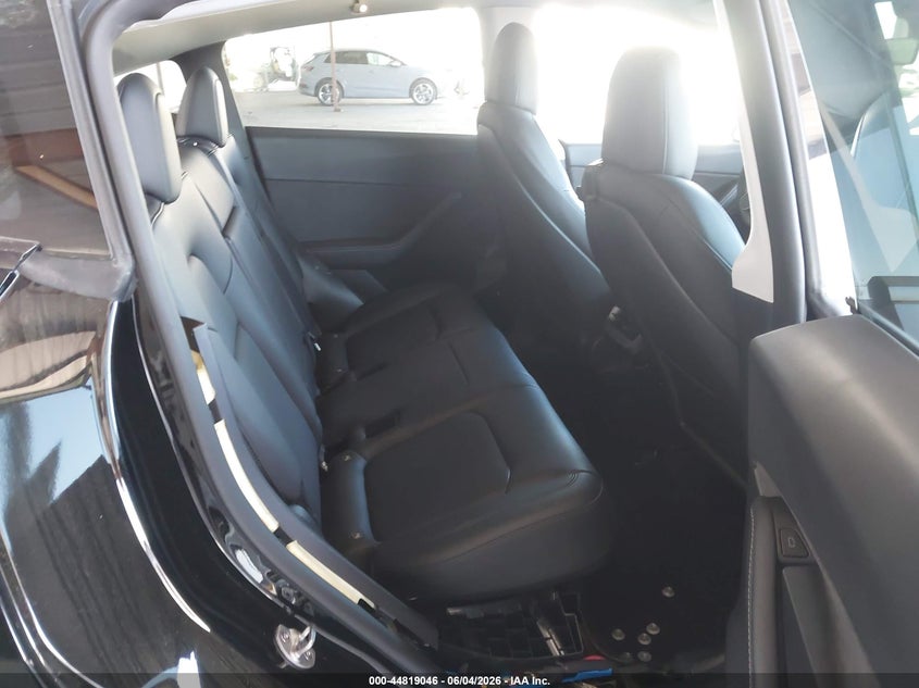 2022 TESLA MODEL Y auction photo 8