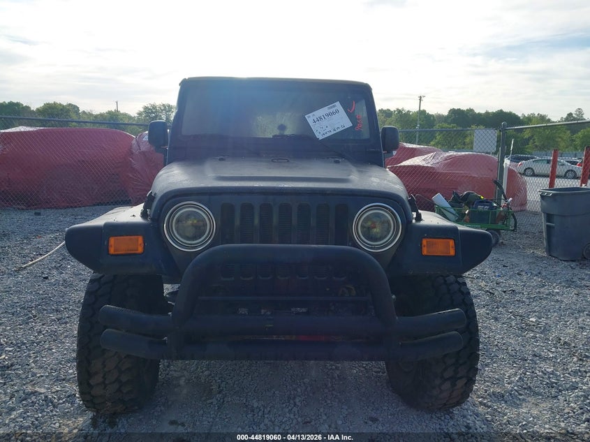 1998 Jeep Wrangler Sport VIN: 1J4FY19S2WP784205 Lot: 44819060