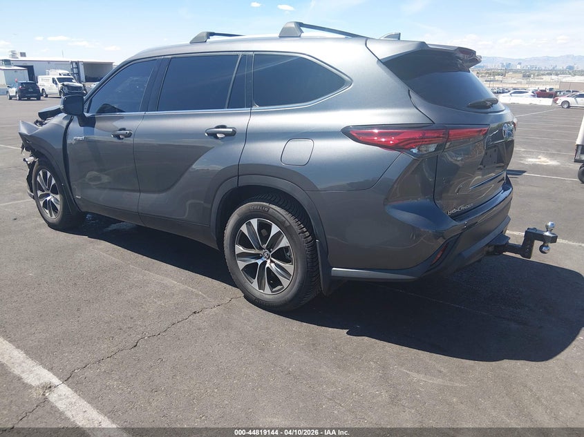 2020 Toyota Highlander Hybrid Xle