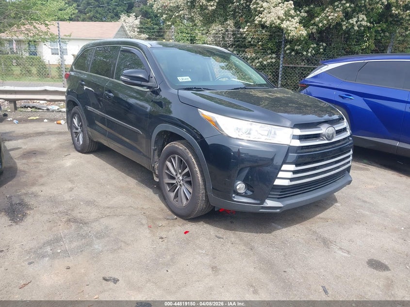2017 Toyota Highlander Xle