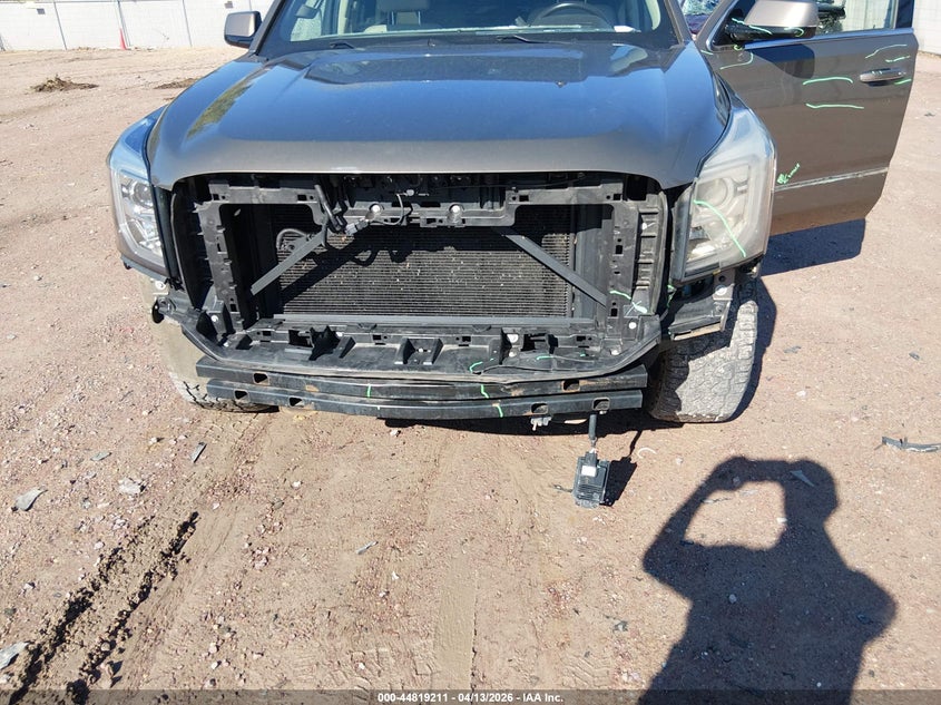 2016 GMC Yukon Denali VIN: 1GKS2CKJ9GR265665 Lot: 44819211