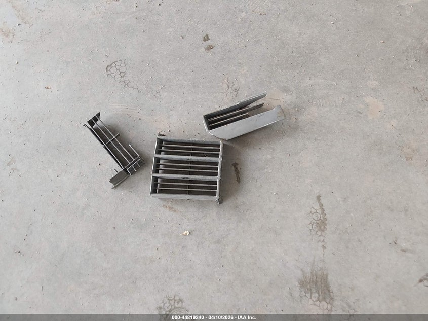 1992 Cadillac Deville VIN: 1G6CD53B9N4207047 Lot: 44819240