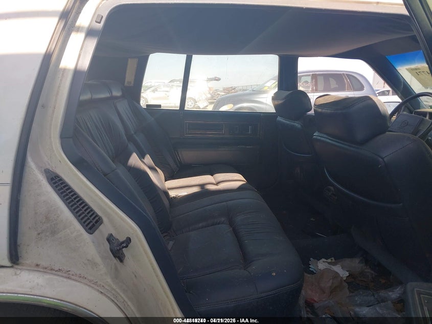 1992 Cadillac Deville VIN: 1G6CD53B9N4207047 Lot: 44819240