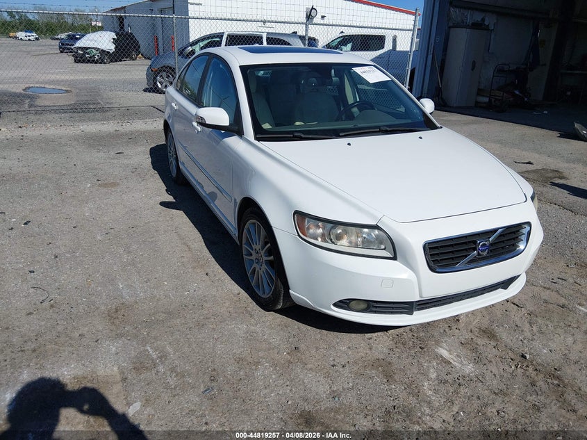 2011 Volvo S40 T5/T5 R-Design