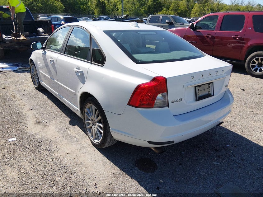 2011 Volvo S40 T5/T5 R-Design
