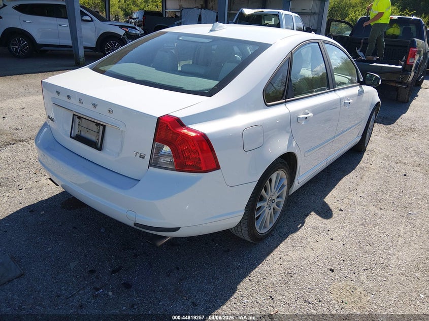 2011 Volvo S40 T5/T5 R-Design