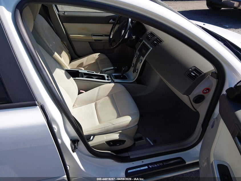 2011 Volvo S40 T5/T5 R-Design