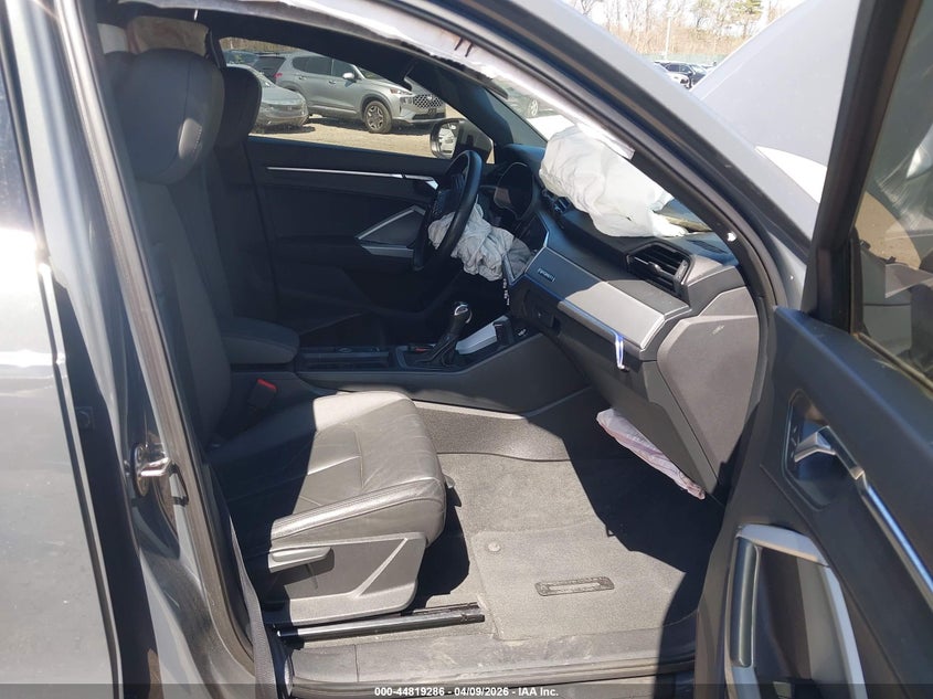 2020 Audi Q3 Premium 45 Tfsi Quattro Tiptronic