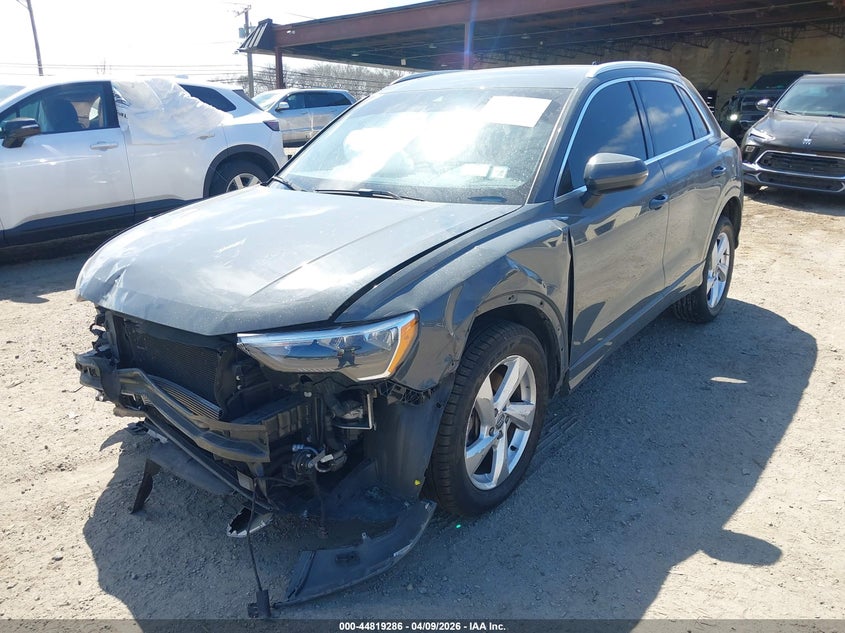 2020 Audi Q3 2.0 Premium 45 Tfsi Quattro Tiptronic grey Lot 111044819286 Vin WA1AECF39L1021379