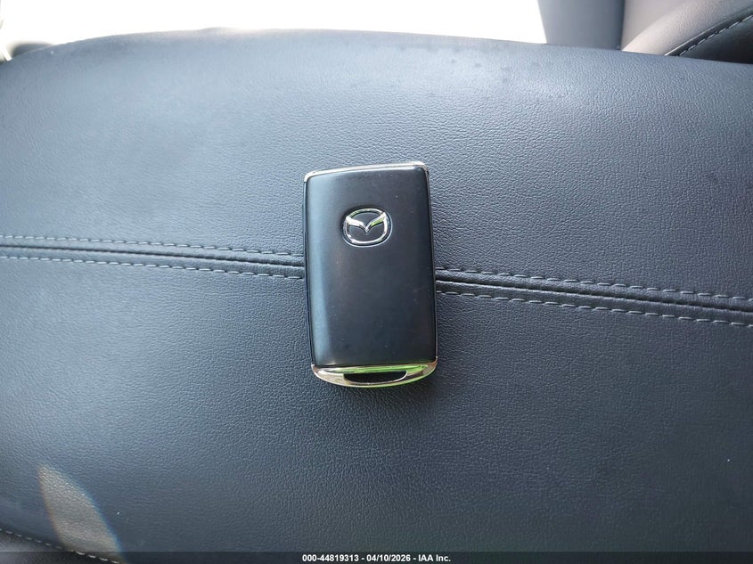 2023 Mazda Cx-30 2.5 S Preferred VIN: 3MVDMBCM8PM516998 Lot: 44819313