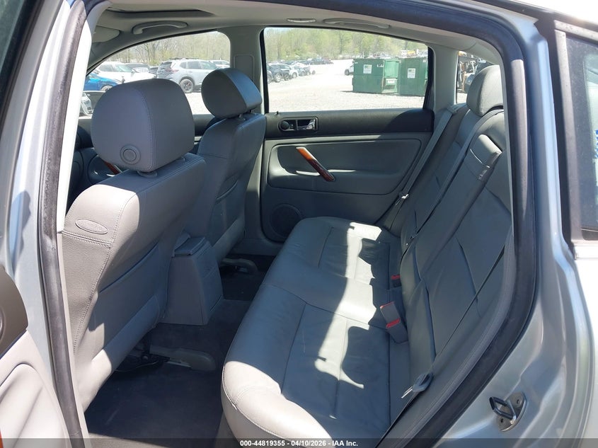 2003 Volkswagen Passat Glx VIN: WVWRH63B73P263534 Lot: 44819355