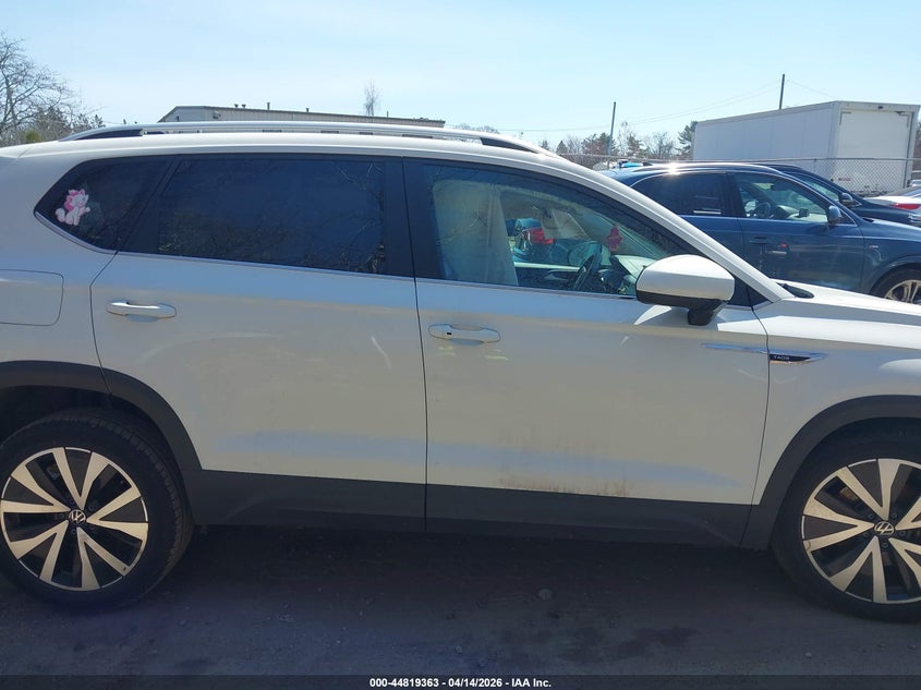 2022 Volkswagen Taos 1.5T Se VIN: 3VVWX7B2XNM033414 Lot: 44819363