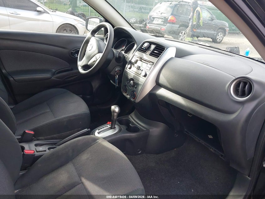 2016 Nissan Versa 1.6 S/1.6 S+/1.6 Sl/1.6 Sv